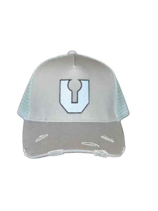 Grey v cap